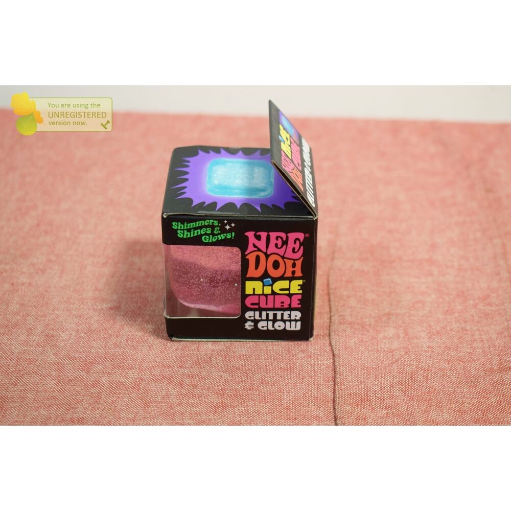 NeeDoh Nice Cube Glitter and Glow Pink - Picture 4 of 8